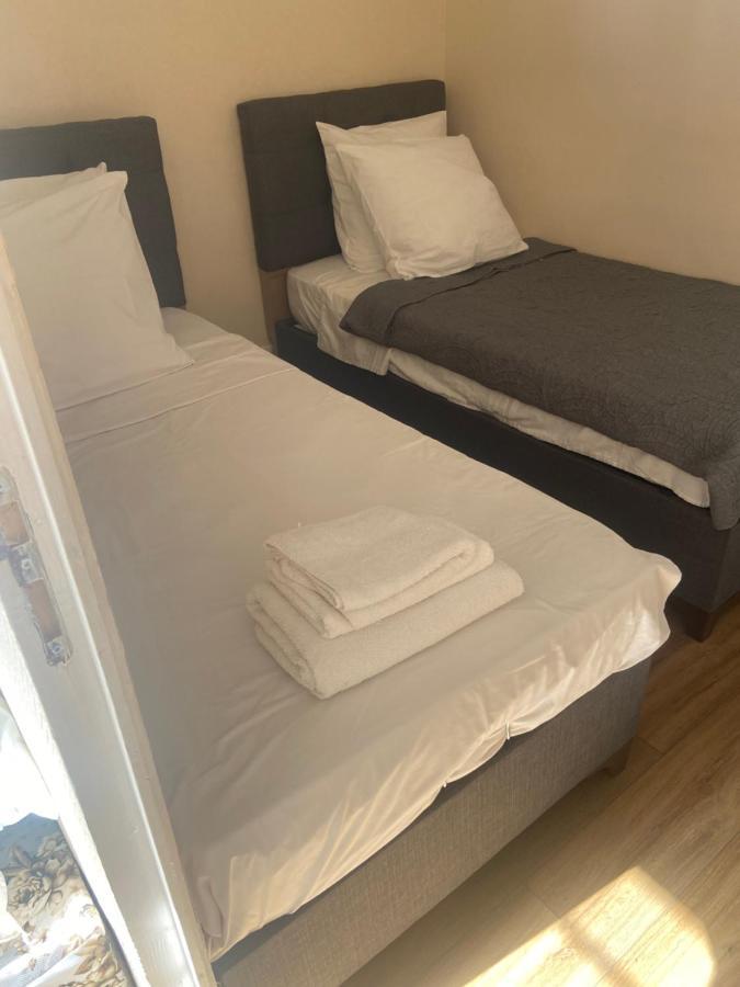 Rent Appart - La Garenne Colombes Exterior foto